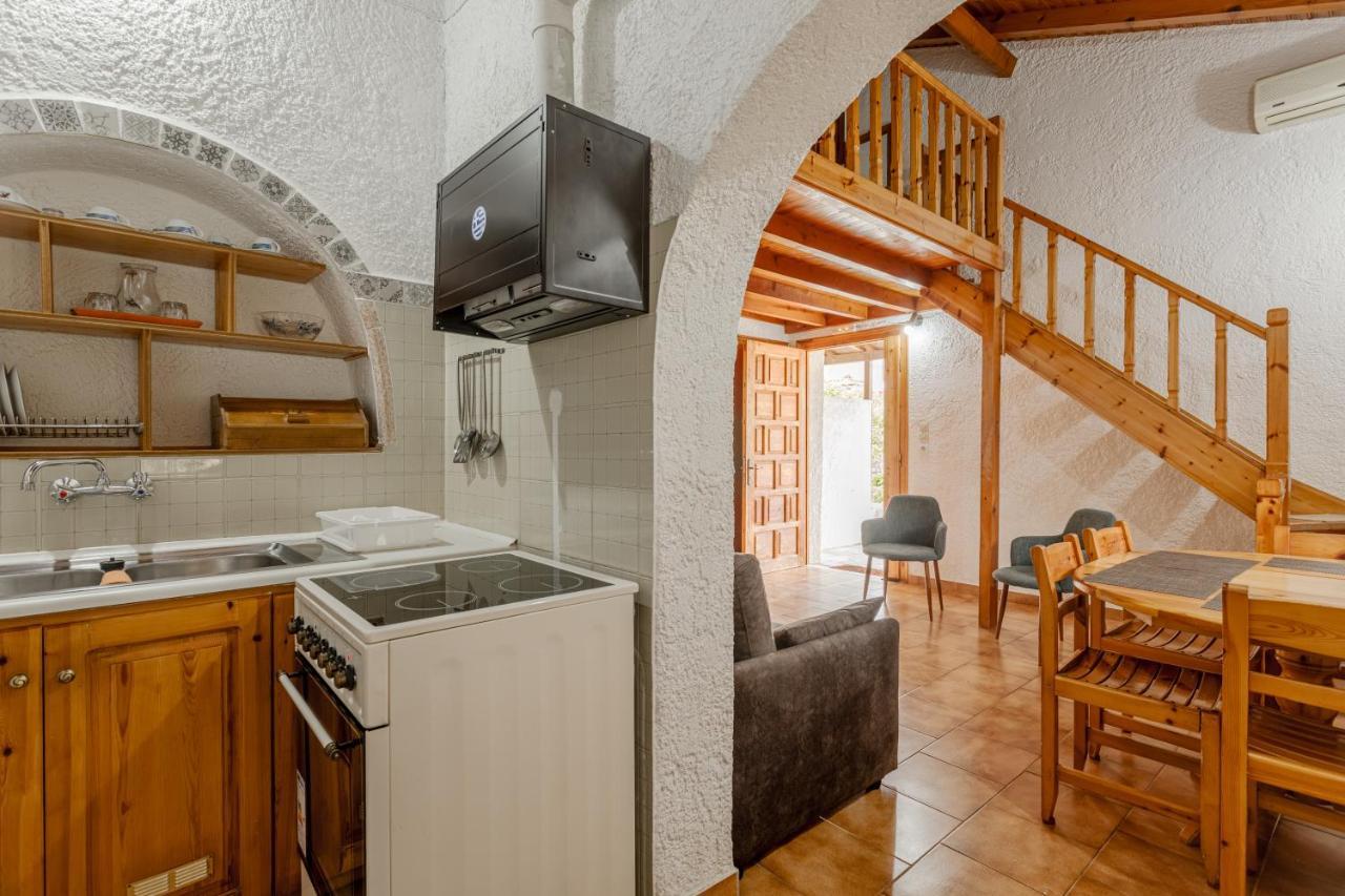 Sophia'S Maisonette 1 Stoúpa エクステリア 写真