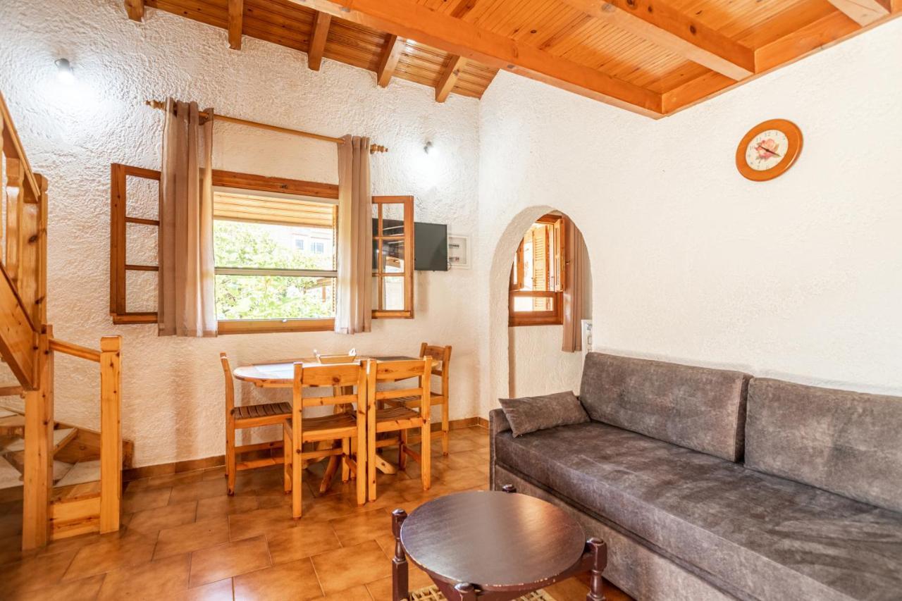 Sophia'S Maisonette 1 Stoúpa エクステリア 写真